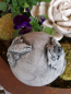 Preview: Shabby Dekokugel mit Fleur de lys, grau