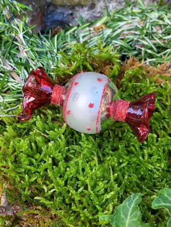 Preview: Christbaumkugel Bonbon rot, rund, Punkte Preview: Christbaumkugel Bonbon rot, rund, Punkte
