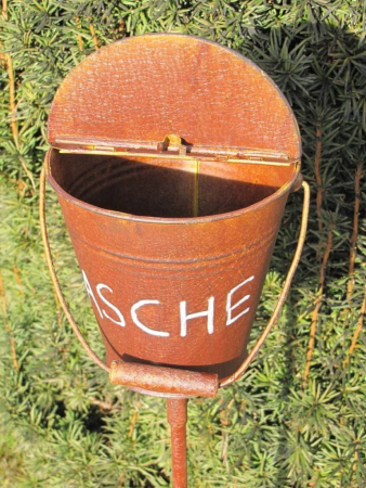 Gartenstecker Aschenbecher Rostoptik