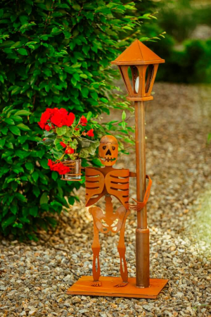 Edelrost Skelett Max mit Laterne inkl. Lampenfassung