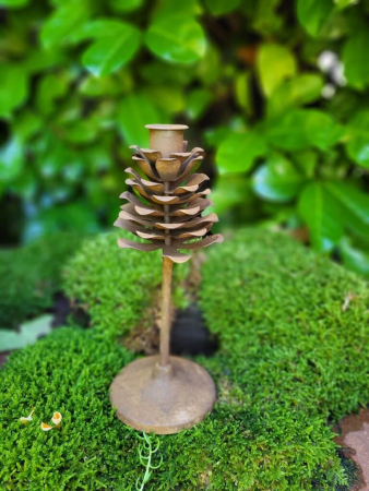 Preview: Kerzenhalter Tannenzapfen Moja für Spitzkerzen Preview: Kerzenhalter Tannenzapfen Moja für Spitzkerzen