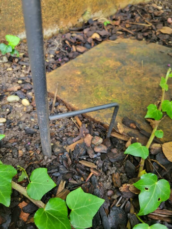 Preview: Edelrostoptik Regenmesser Rabe Mailo, mit Mütze Preview: Edelrostoptik Regenmesser Rabe Mailo, mit Mütze