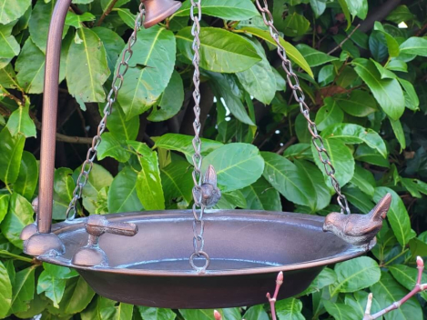 Vogeltränke Wasserhahn, Kupferoptik, zum Hängen