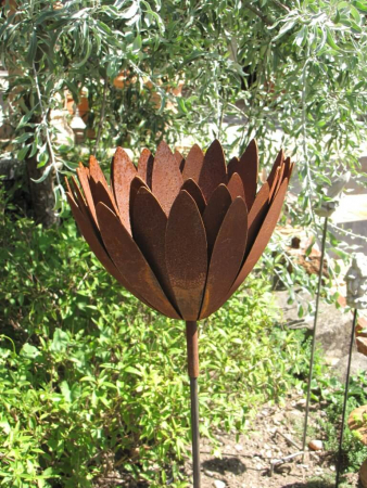Edelrost Gartenstecker Chrysantheme 40 cm