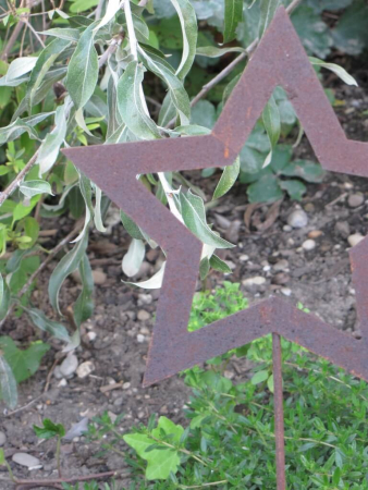 Gartenstecker Stern offen aus Edelrost, schmale Ausführung