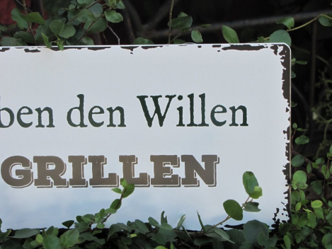 Shabby Chic Metallspruchschild Willen zum Grillen