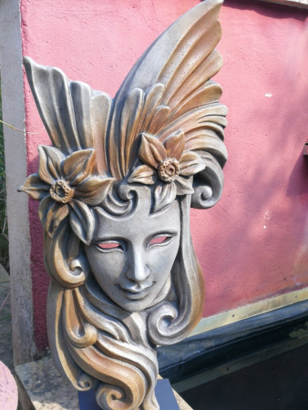 Venezianische Maske Levante aus Steinguss