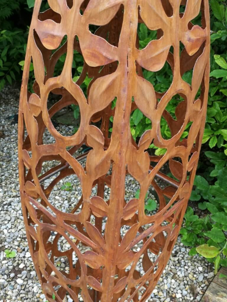 Edelrost Skulptur Blätterzapfen, 120 cm
