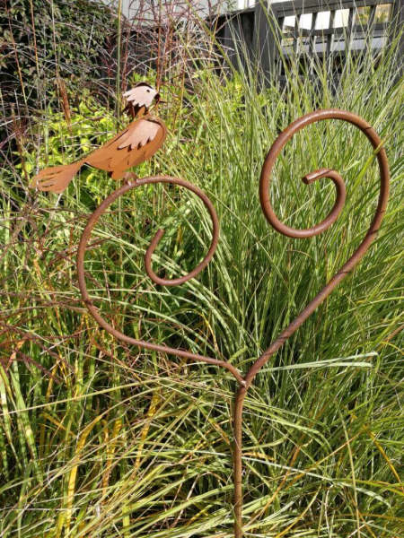 Edelrost Gartenstecker Herz mit Vogel