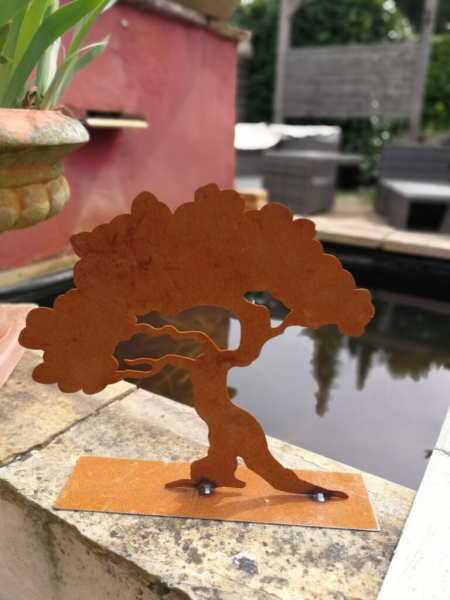 Edelrost Olivenbaum auf Platte