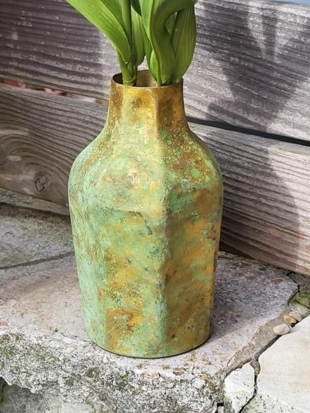Metallvase Palla, flaschenförmig, antik grün